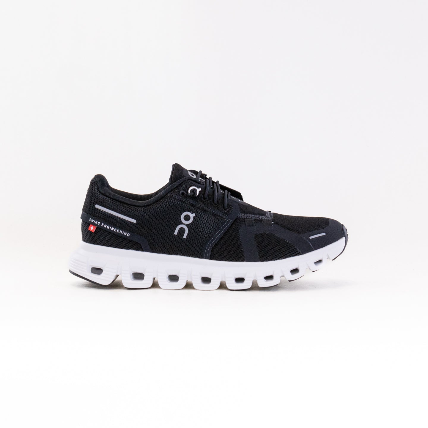 On Women's Running Shoes - Cloud 6 in Stylish Black and White Color Scheme
