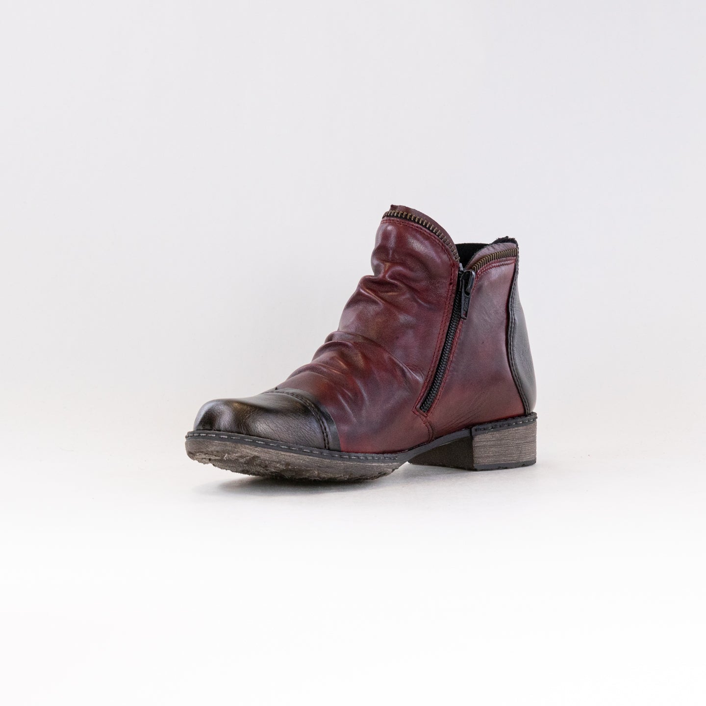 Women's Remonte Chandra 80 in Stunning Red Combination