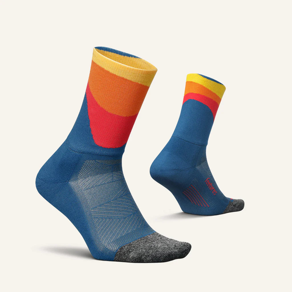 Feetures Elite Ultra Light Mini Crew Socks in Rhythmic Blue Shade