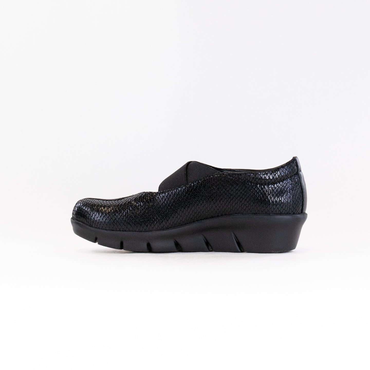 Women's Wolky Cursa Loafers in Stylish Black Leather