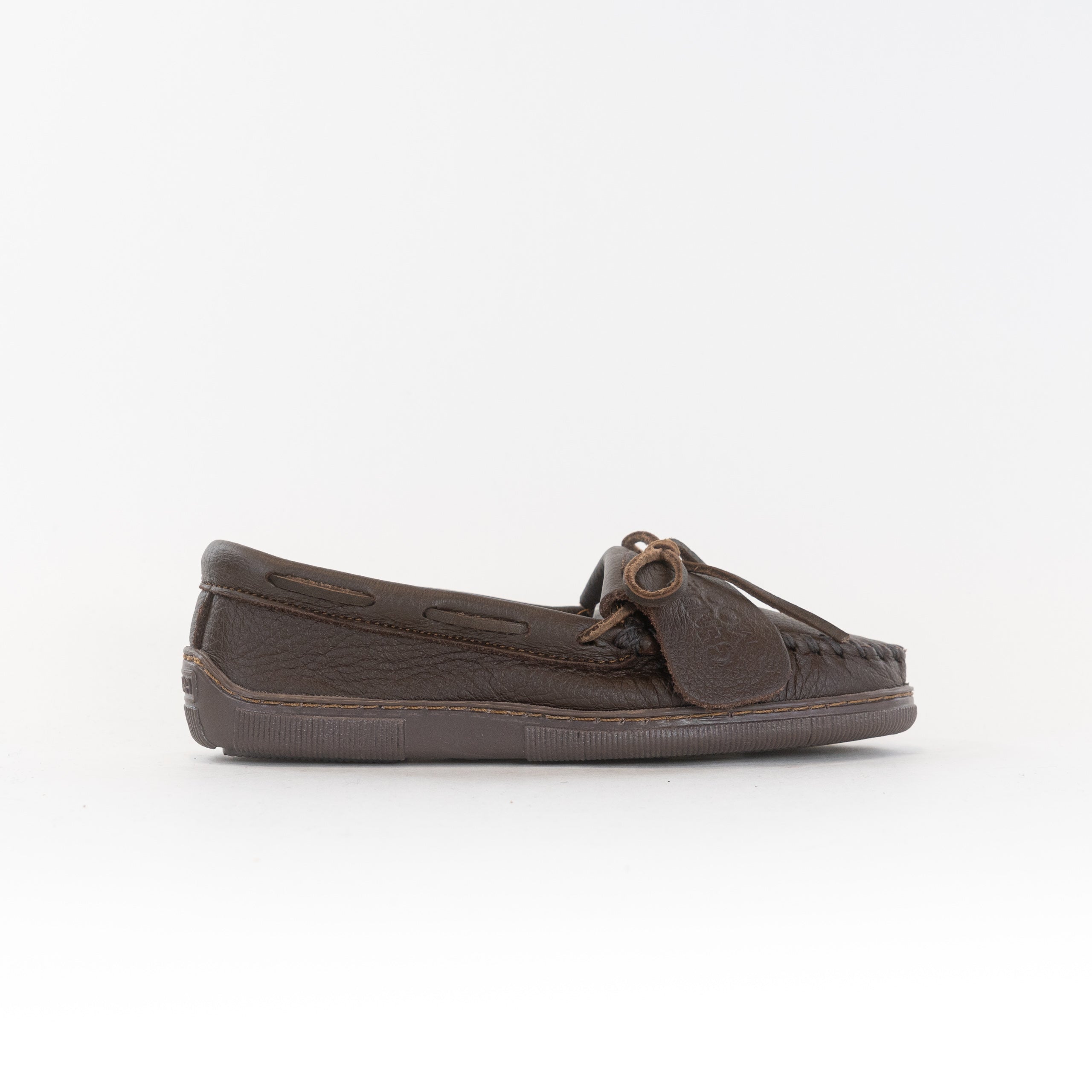 Women's Chocolate Minnetonka Fringed Kilty with Stylish Design