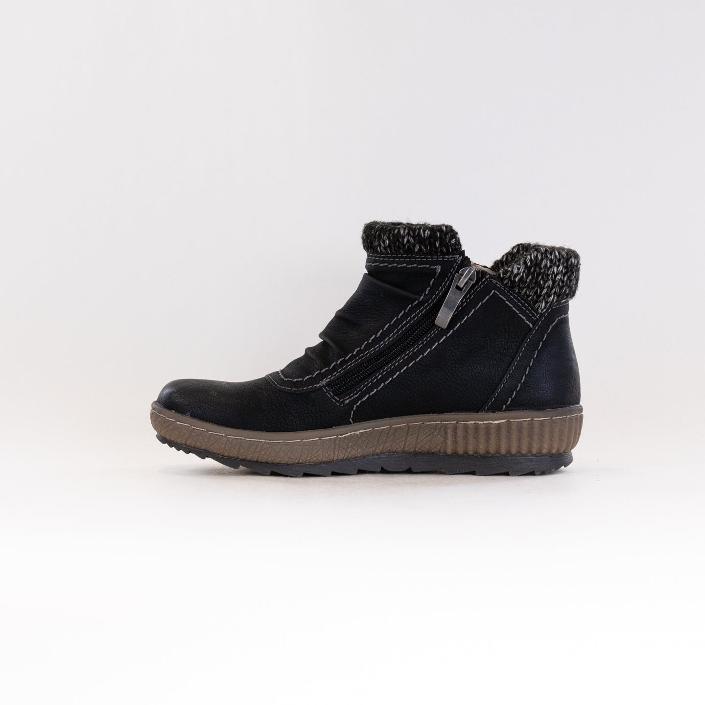 Women's Black Spring Step Cleora Pull - on Water - Resistant Booties