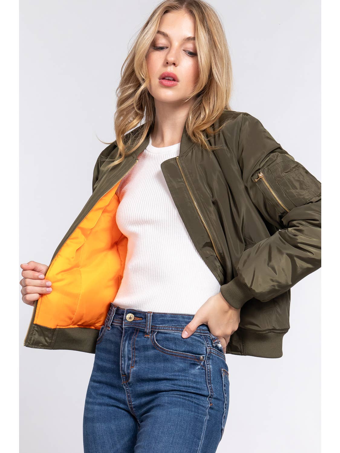 Versatile and Stylish Essential Bomber Jacket for Street Fashion