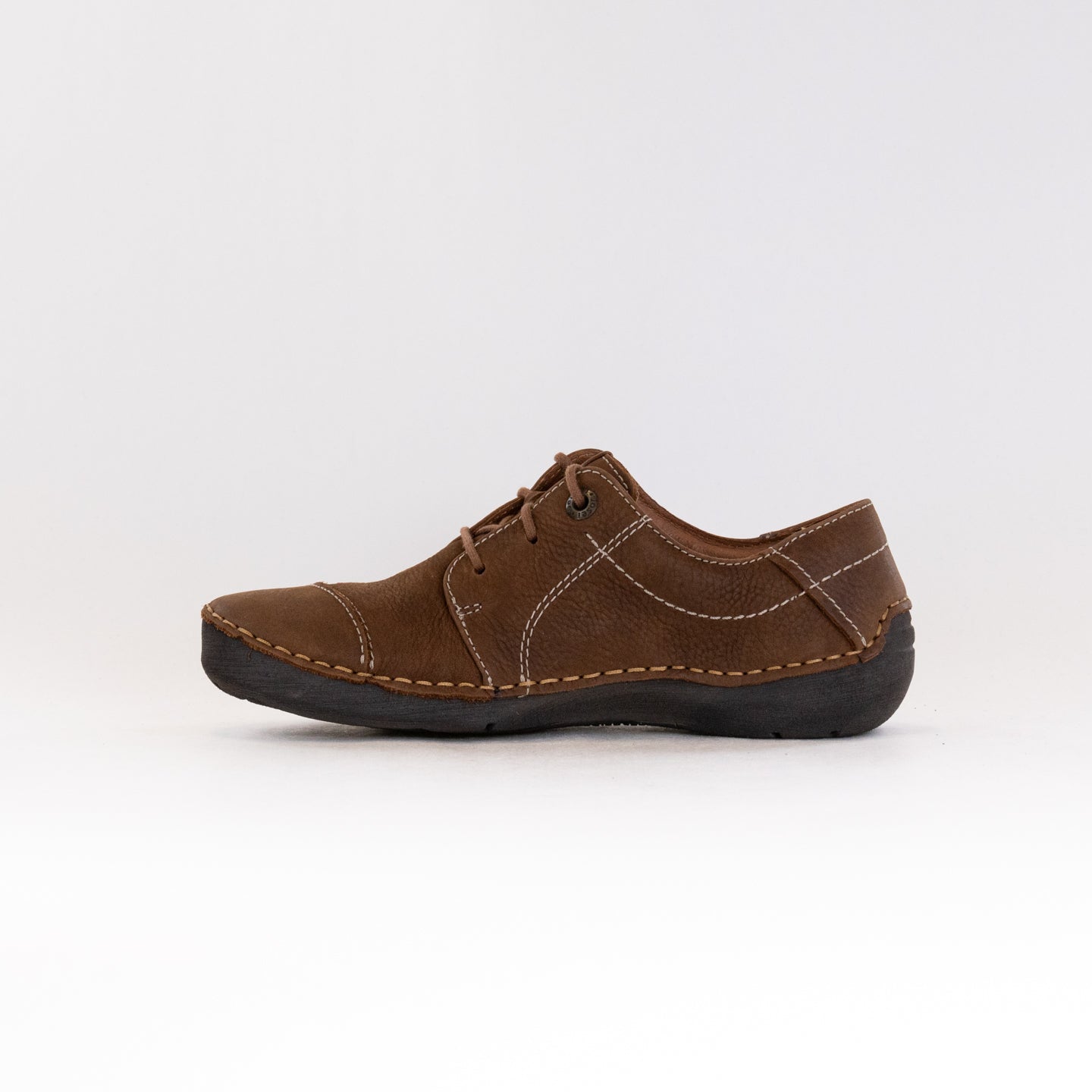 Stylish Josef Seibel Fergey 20 Women's Sneakers in Castagne Bear Color