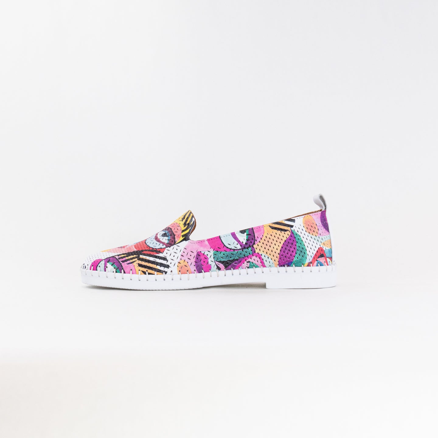 Spring Step Women's Carraway Flat Shoes in White Multi Design