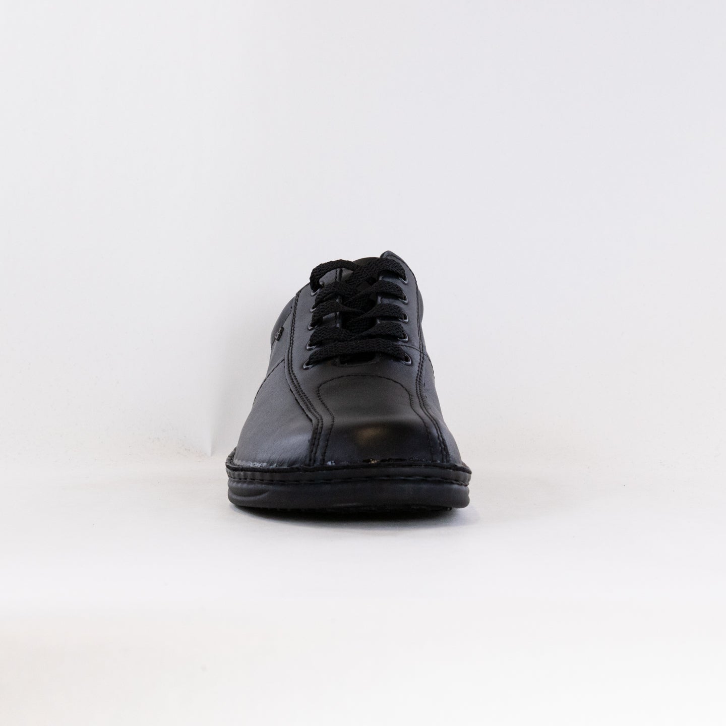 Men's Finn Comfort Dijon in Classic Black Leather