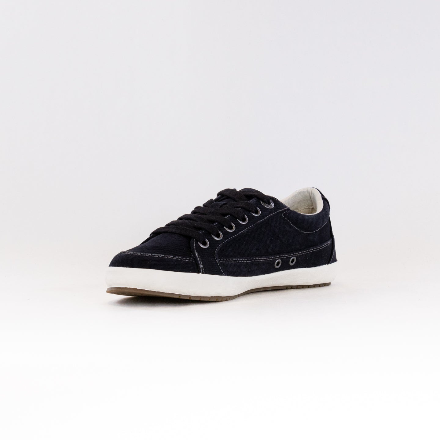 Women's Taos Distressed Black Moc Star 2 Sneakers