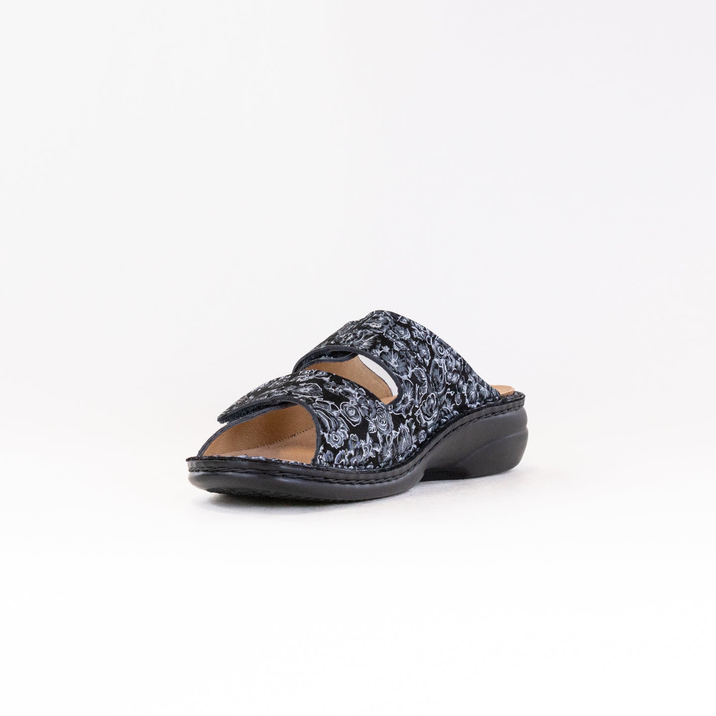 Finn Comfort Women's Sansibar Sandals in Roses Nero