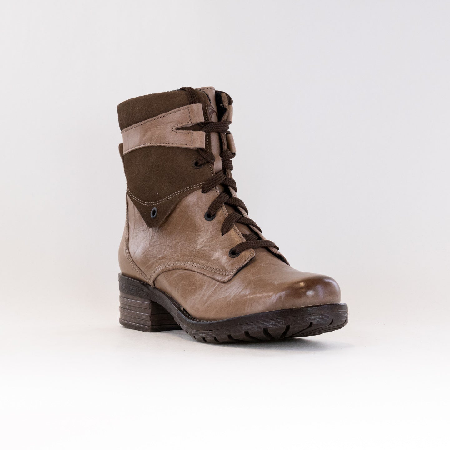 Women's Taupe Dromedaris Kara Suede Short Padded Lace - Up Boots