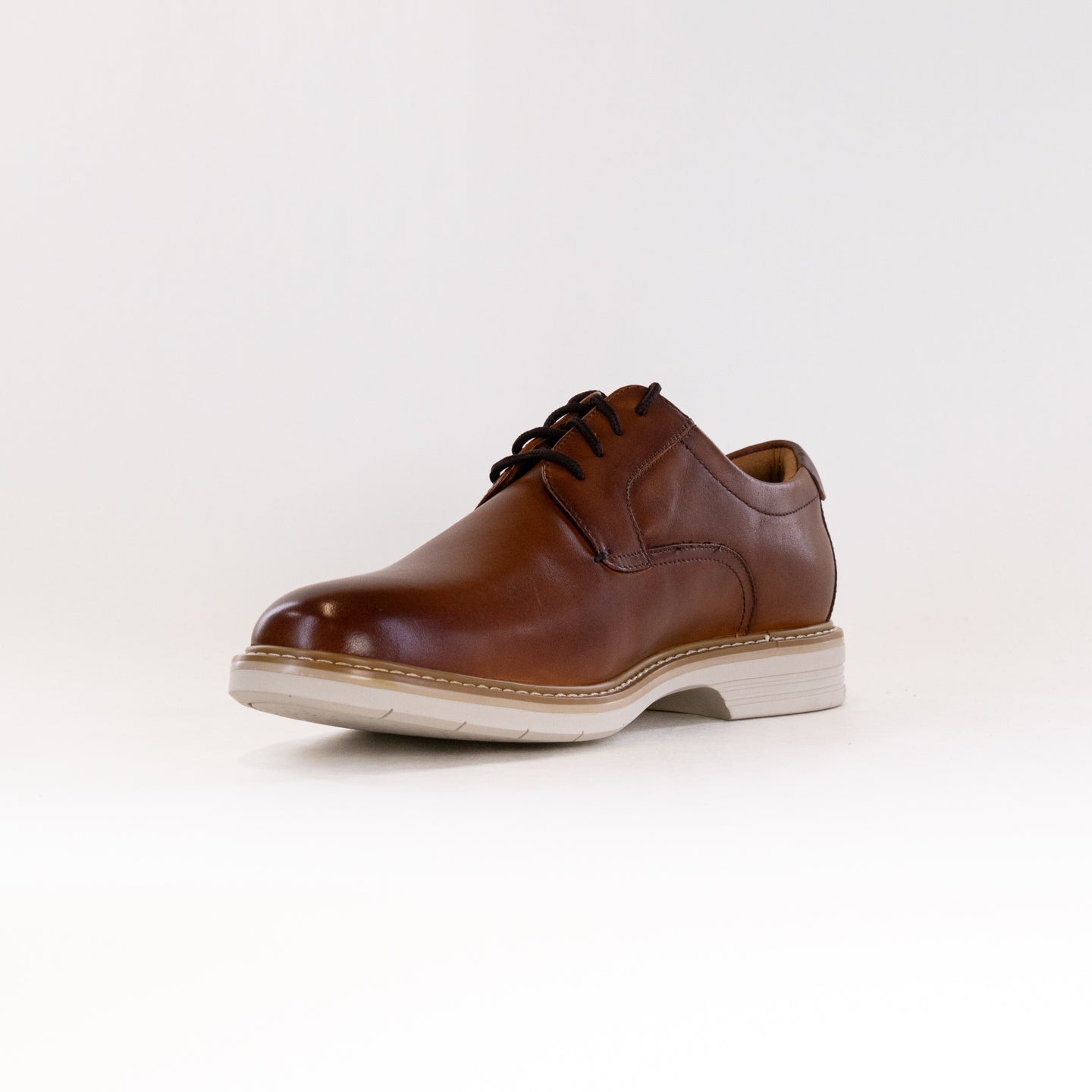 Men's Florsheim Norwalk Plain Toe Oxford Shoes in Cognac Color