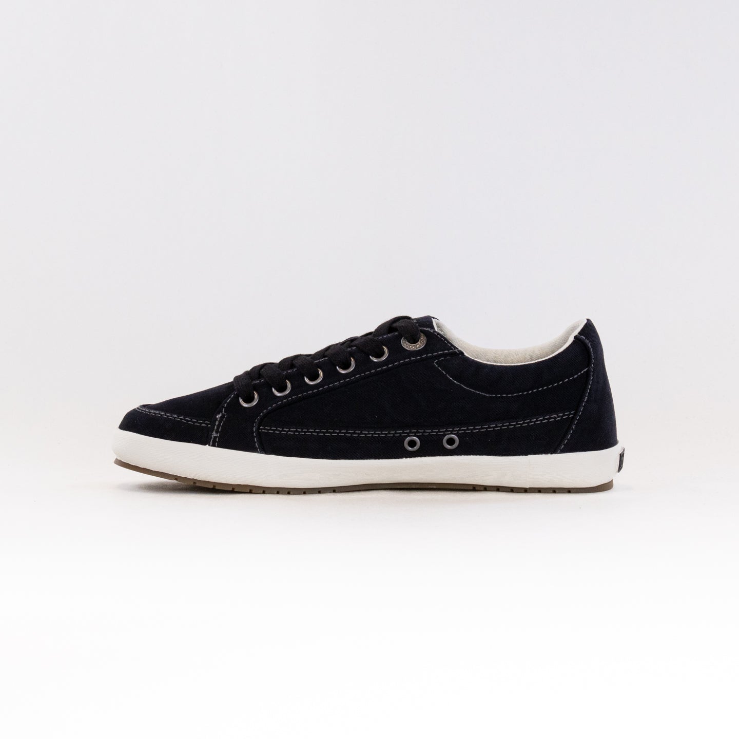 Women's Taos Distressed Black Moc Star 2 Sneakers