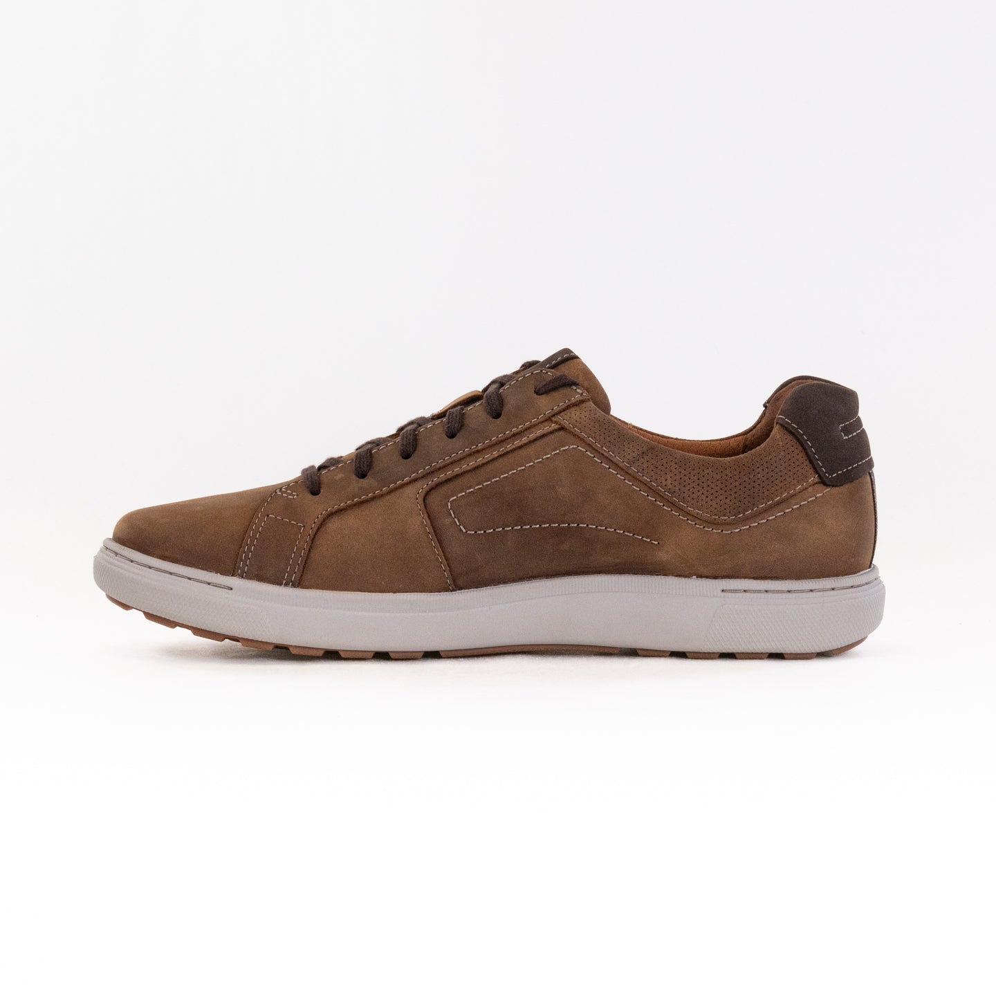 Men's Clarks Mapstone Lace Sneakers in Beeswax Durable Leather