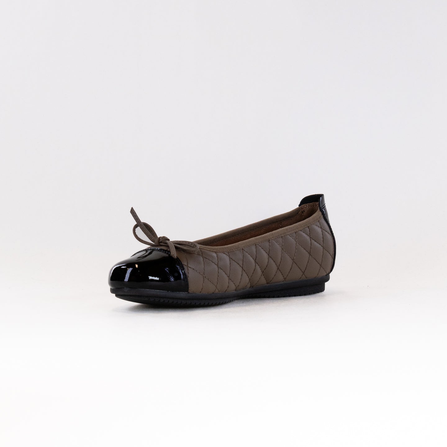 Josef Seibel Women's Pippa 76 Taupe Combi Classic Quilted Flats