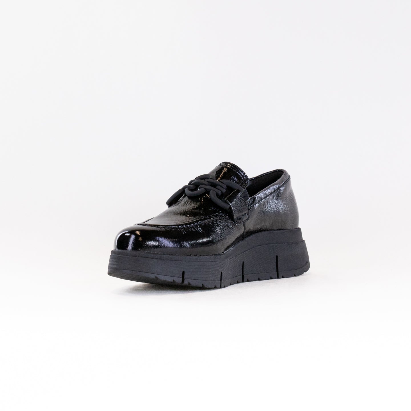 Clark's Women's Loriini Izzy - Stylish Black Patent Leather Shoes