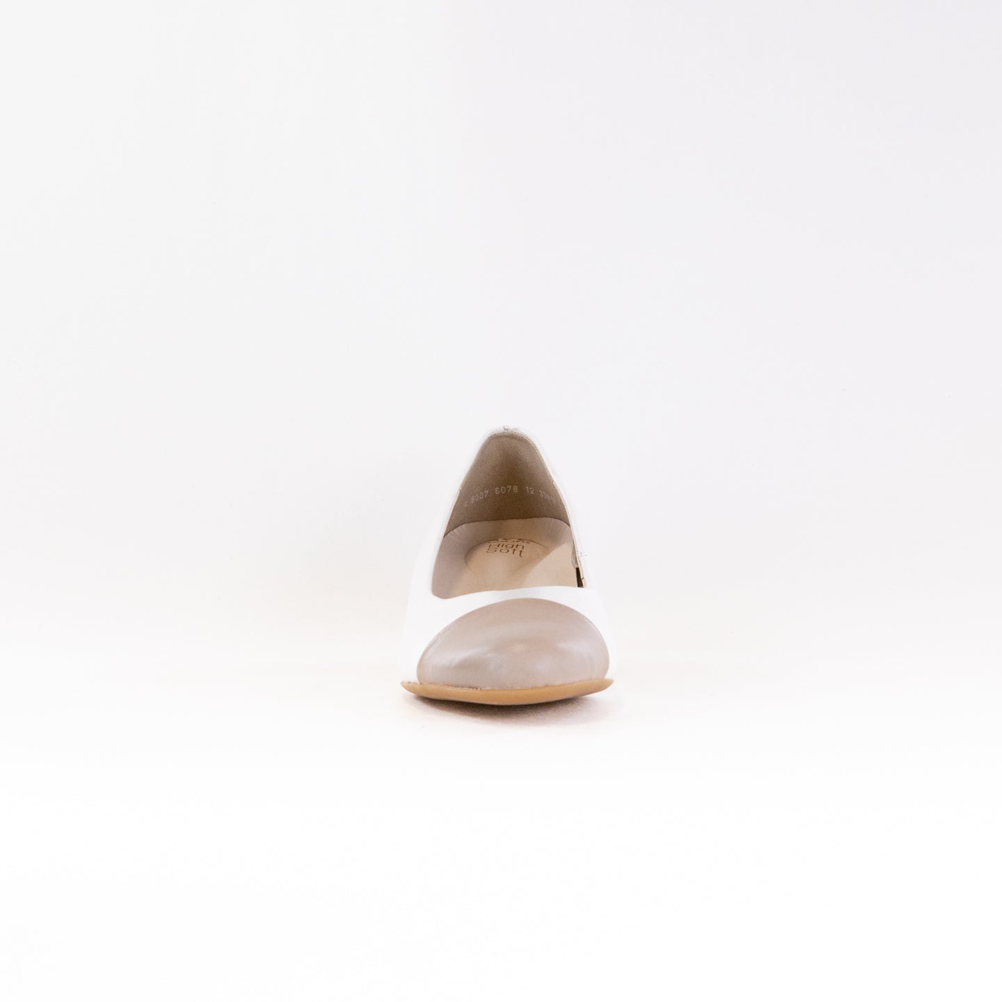 Women's Ara Nanette Pumps in Cream Calf Leather with Sand Calf Toe
