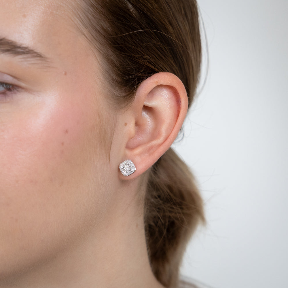 Stylish 9ct Yellow Gold Stud Earrings Adorned with 18 Exquisitely Brilliant Cut Diamonds