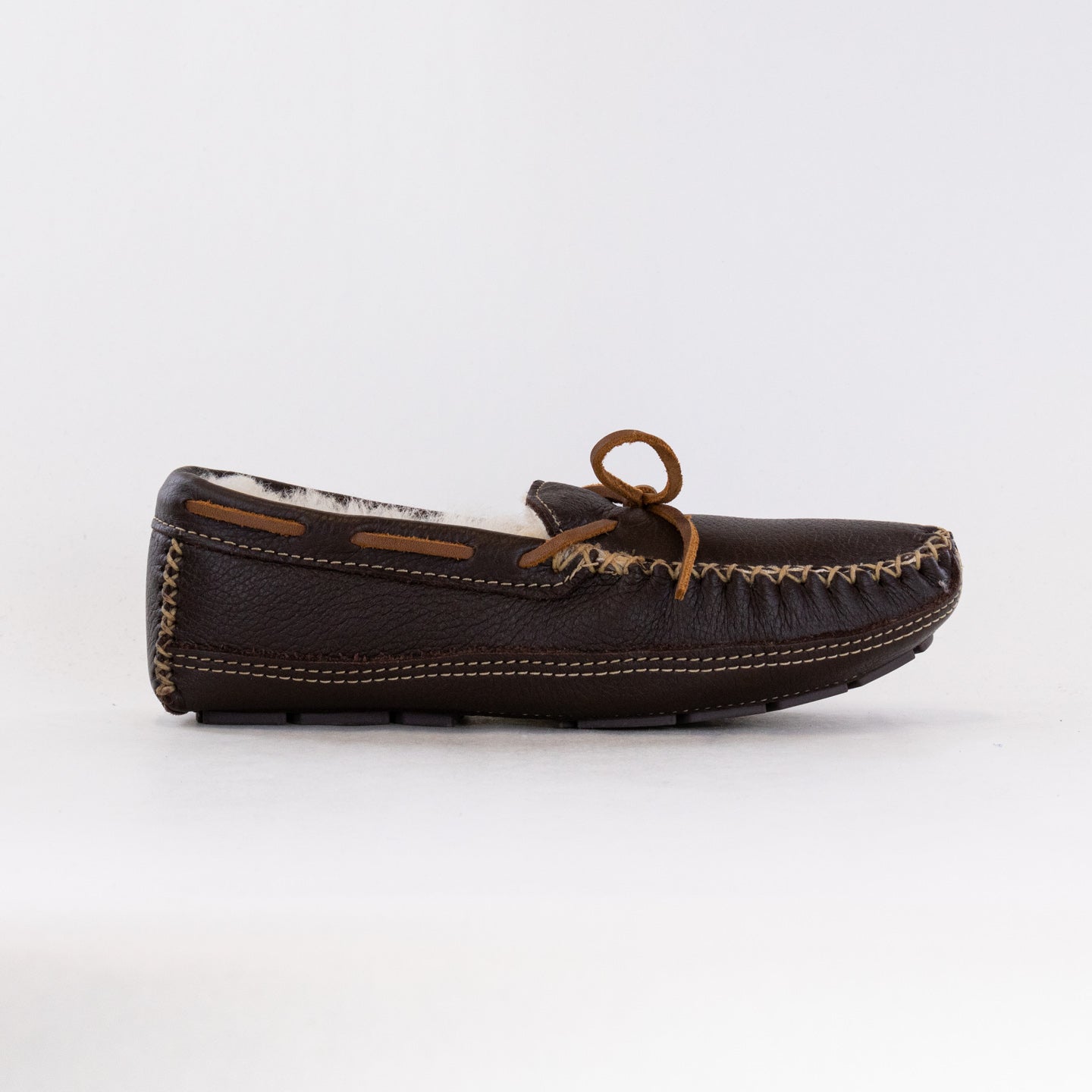 Minnetonka Men's 3752 Chocolate Brown Leather Moccasin Slippers
