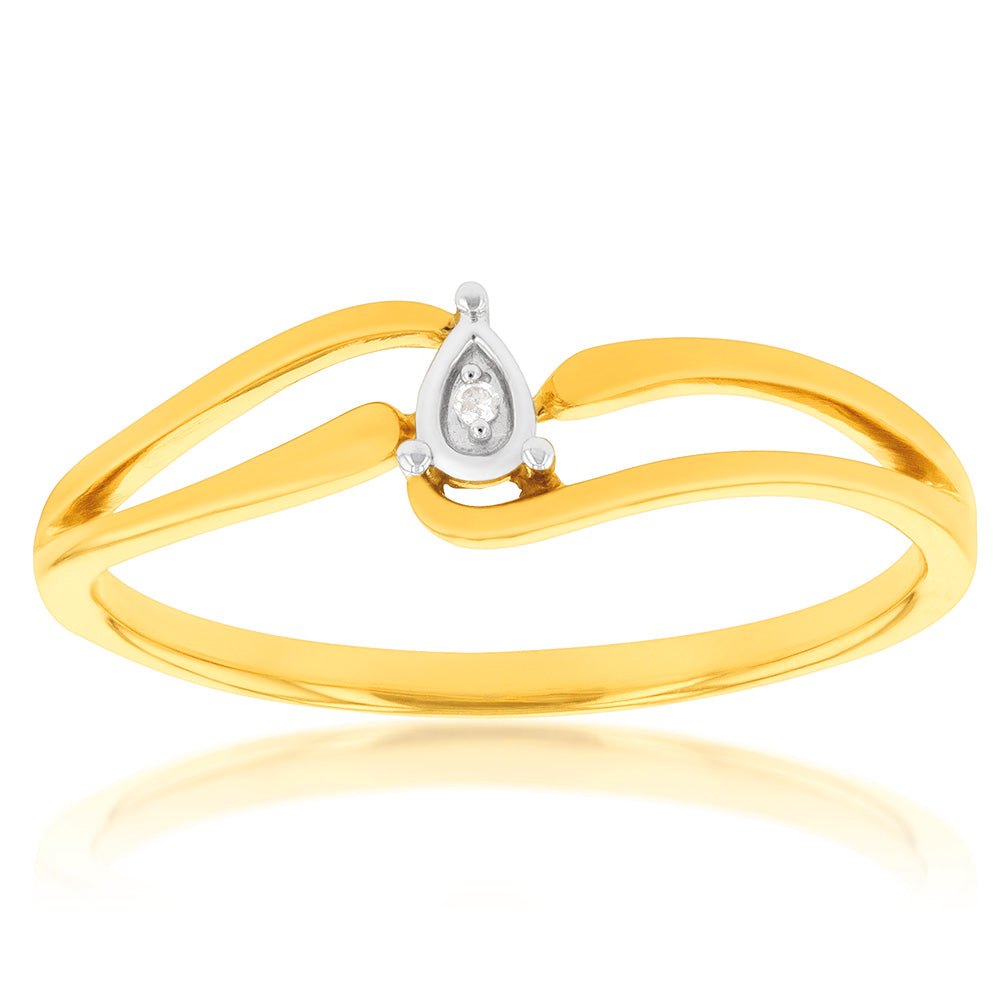 Stunning 9ct Yellow Gold Single Diamond Ring with Swirling Shank