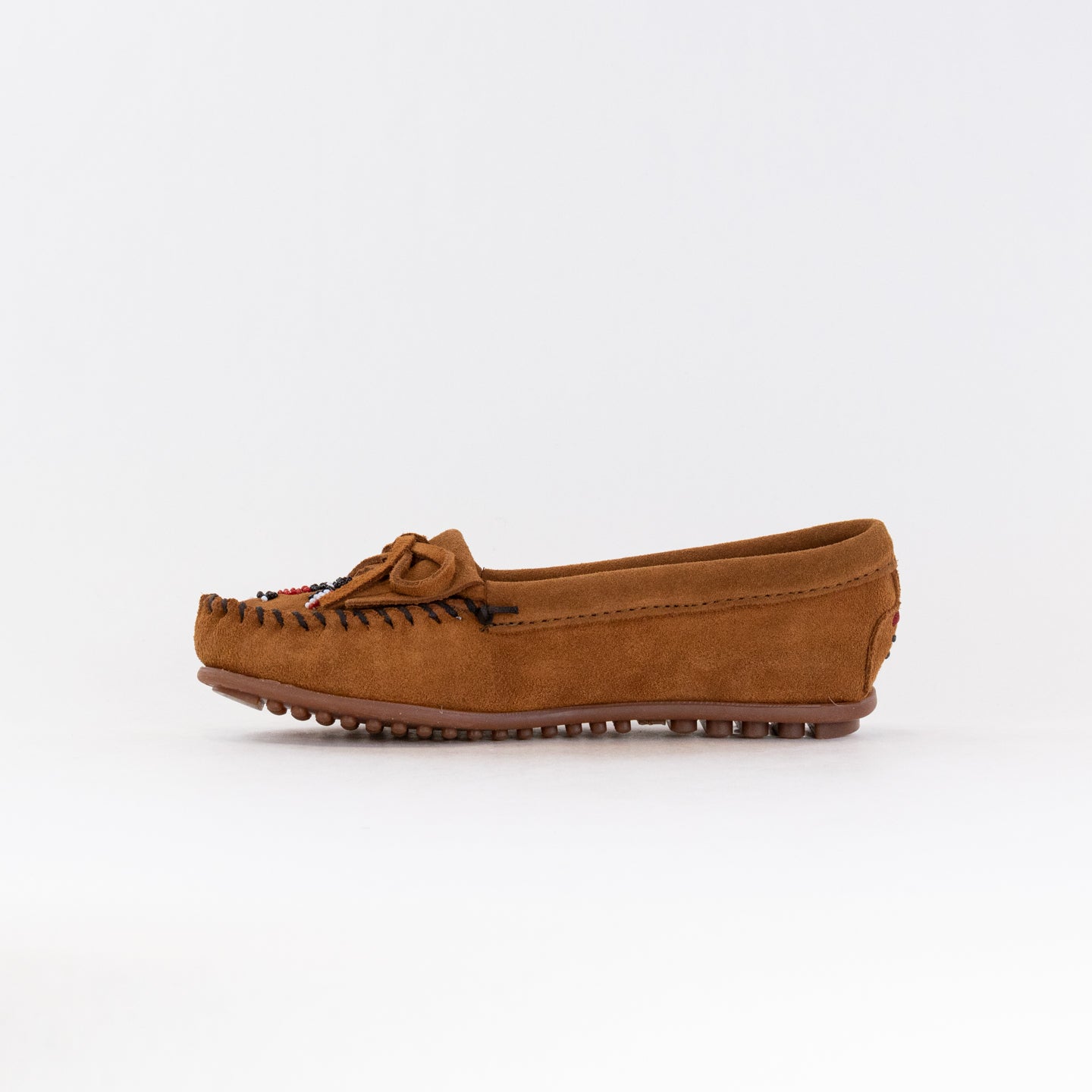 Minnetonka Women's Brown Thunderbird Animikii Wide-Sized Moccasins