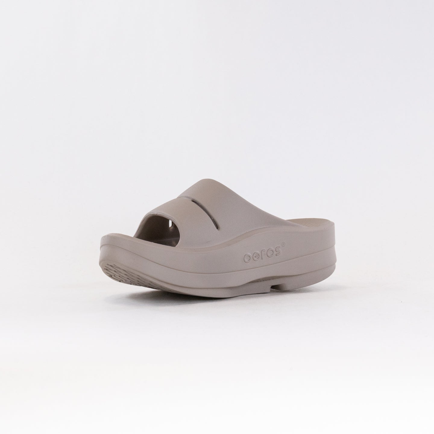 OOFOS Women's Nomad OOMega Ooahh Fashionable Recovery Sandals