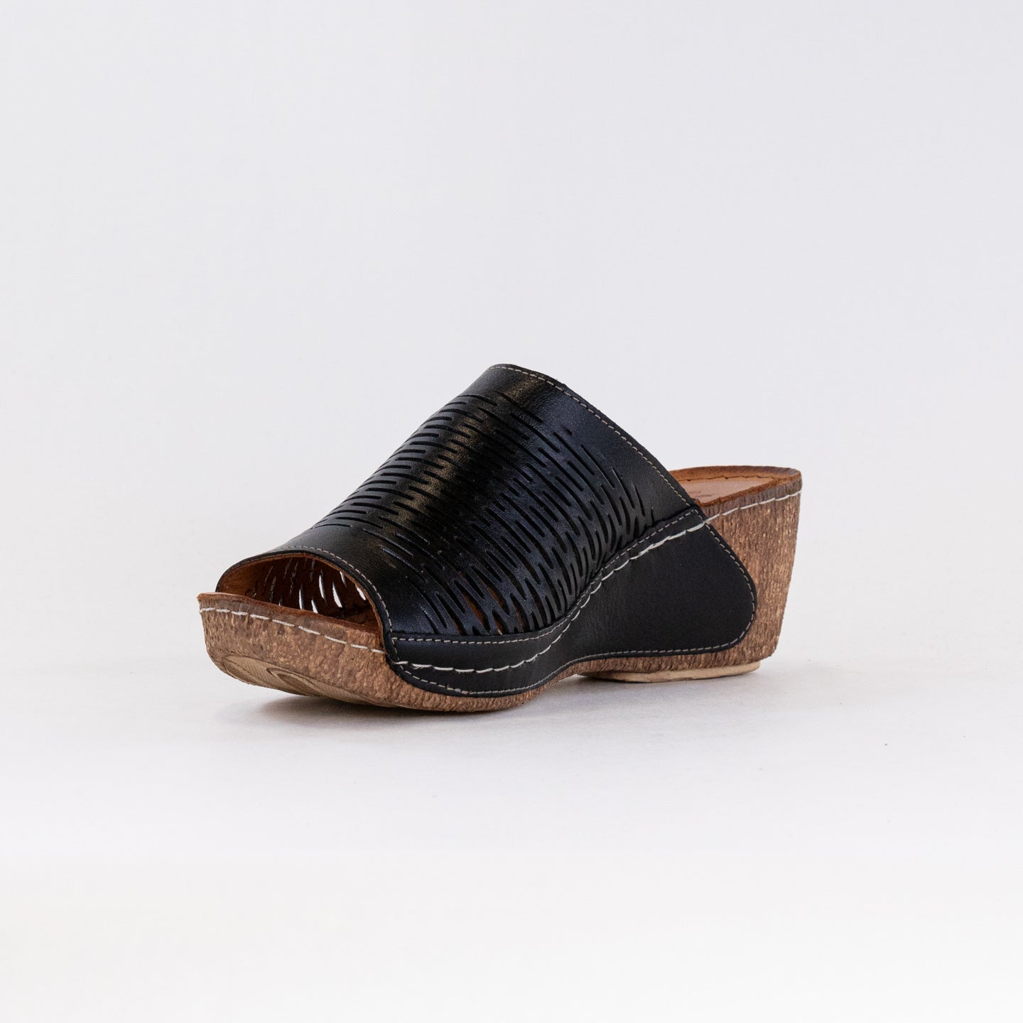 Spring Step Women's Fashionable Leather Cunacena Wedge Sandals - Black