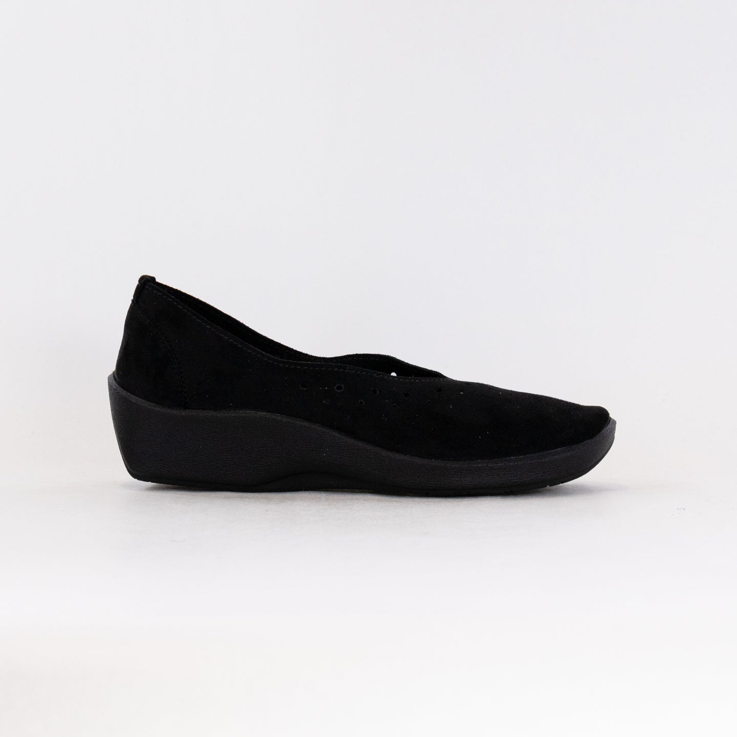 Arcopedico Women's Cezanne Slip-on Vegan Shoes - Classic Black