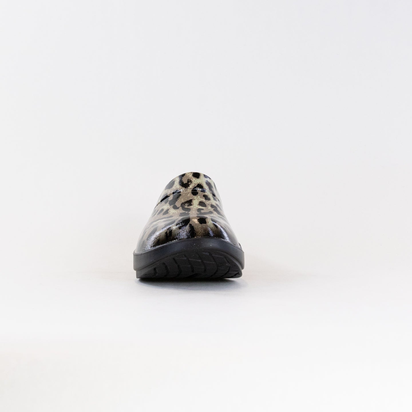 Women's OOFOS OoCloog - Stylish Cheetah Design for Comfort