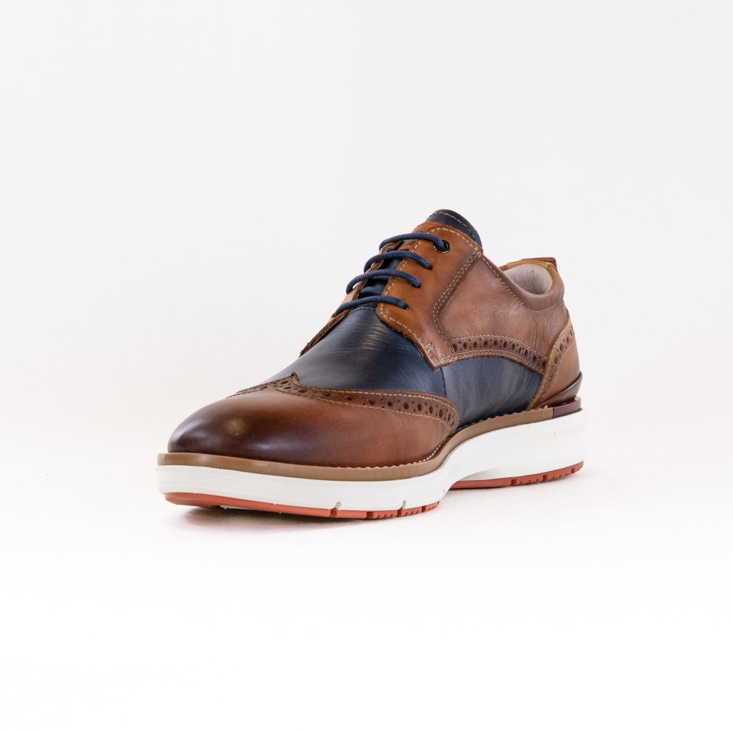 Pikolinos Men's Brandy-Colored Manacor Wingtip Dress Trainers