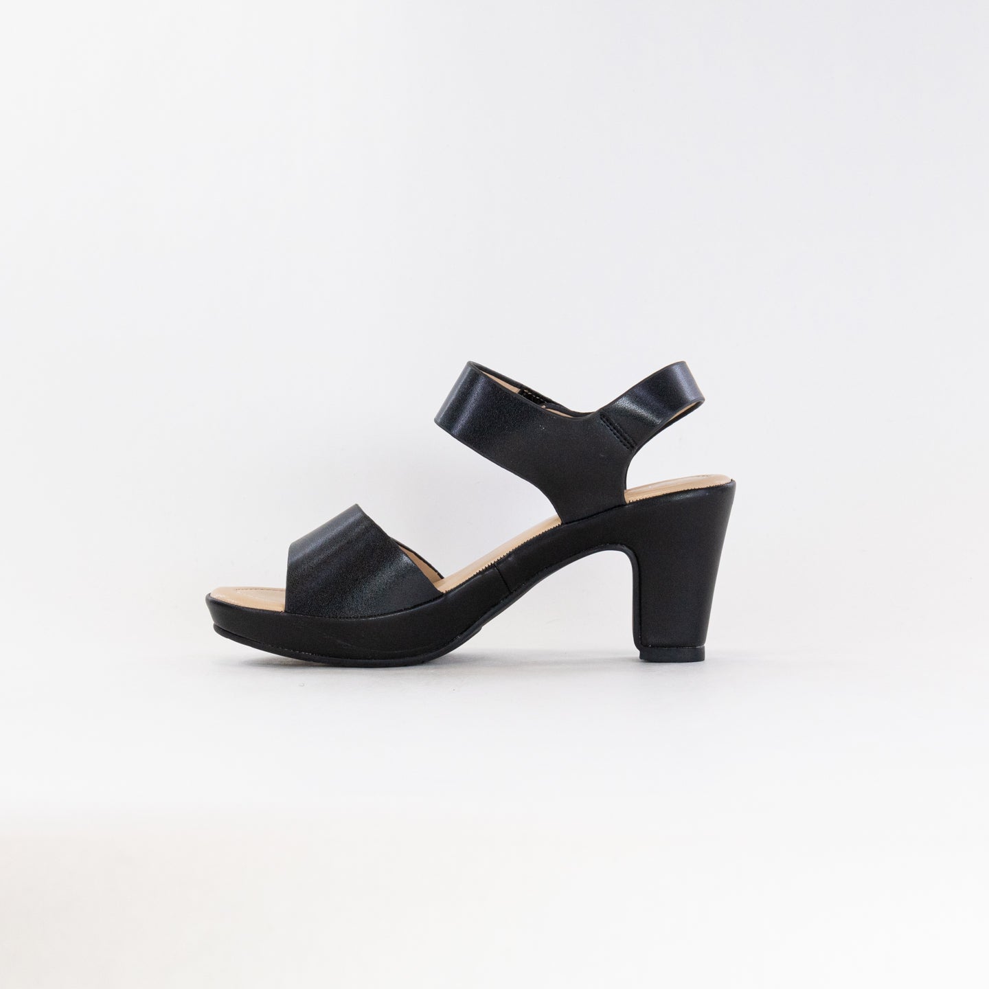Stylish Spring Step Dade Women's Black Quarter Strap Sandals
