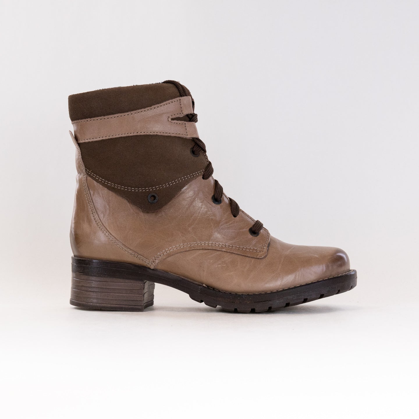 Women's Taupe Dromedaris Kara Suede Short Padded Lace - Up Boots