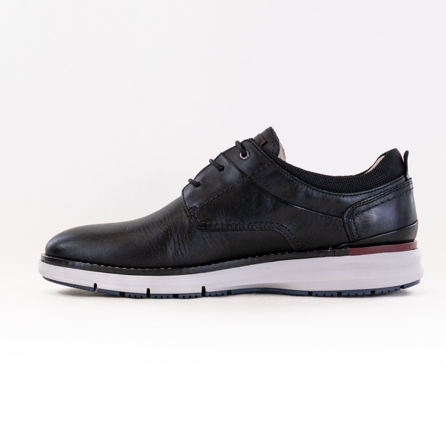 Pikolinos Men's Manacor Plain Toe Black Stylish Trainers