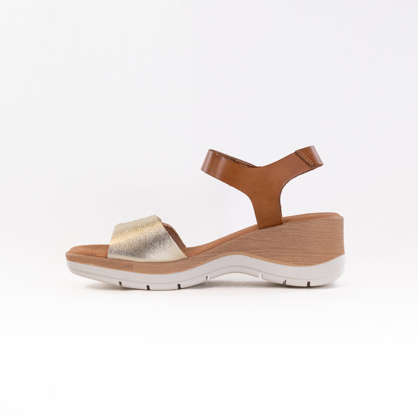 Eric Michael Caroline Women's Ankle-Strap Sandals in Tan and Gold Color Scheme