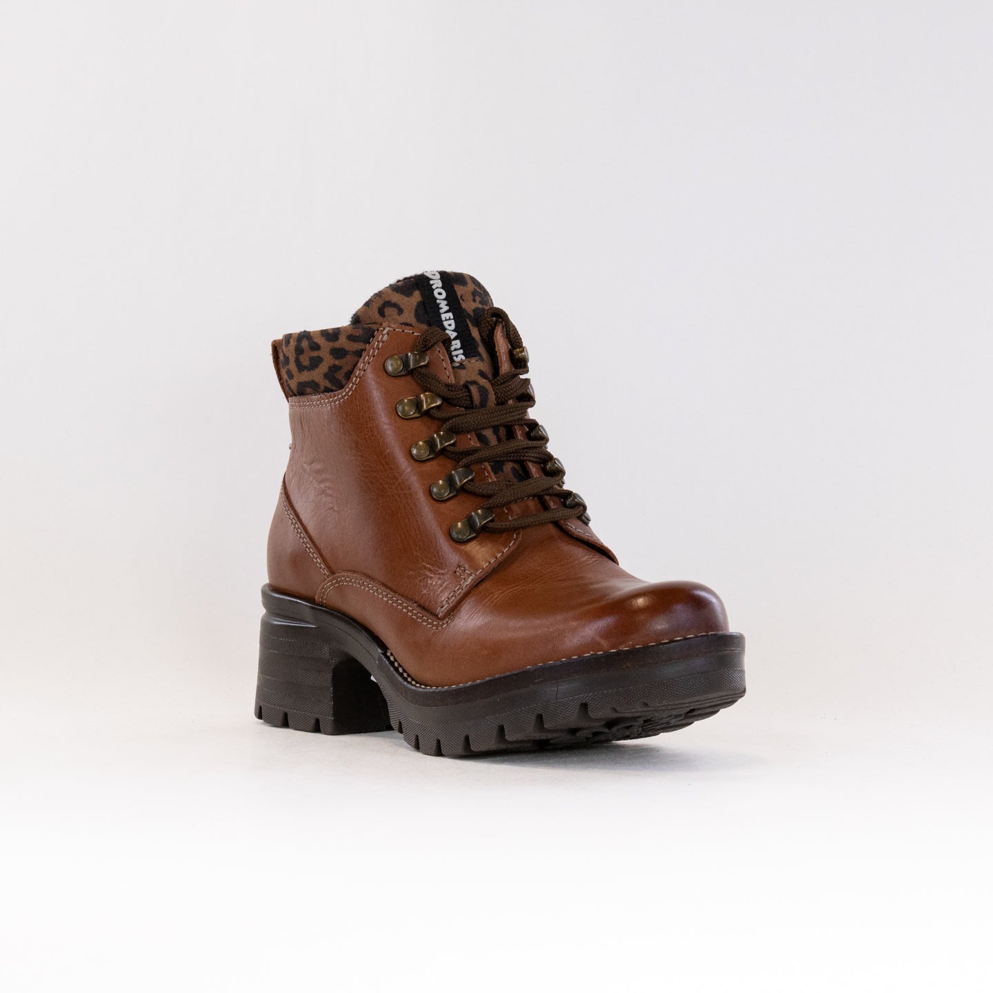 Women's Cognac and Leo Cognac Dromedaris Karlie Short Lace - Up Ankle Boots