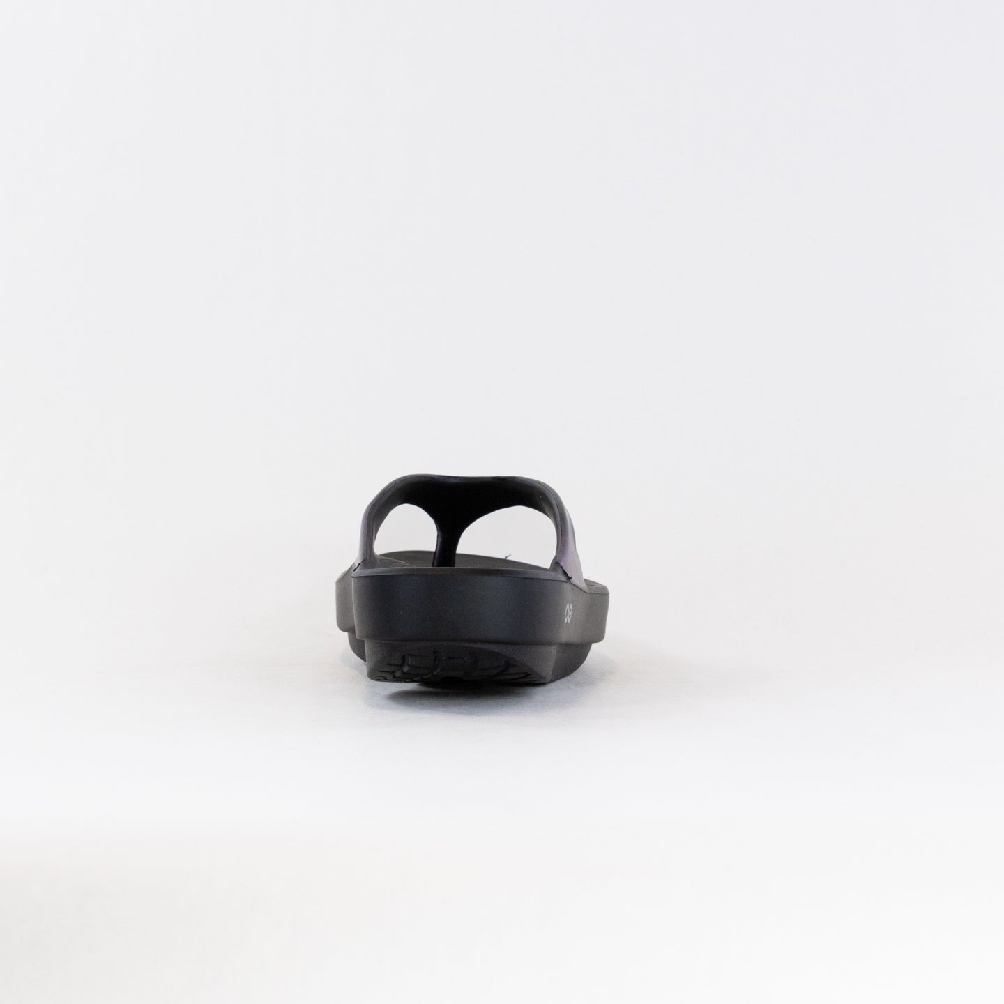 Women's OOFOS OOlala Luxe Sandals in Midnight Spectre Color