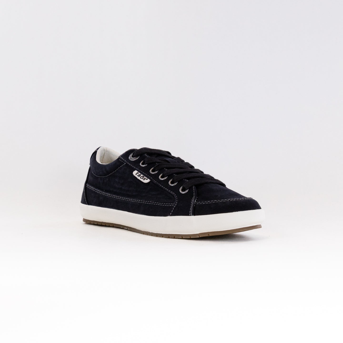 Women's Taos Distressed Black Moc Star 2 Sneakers