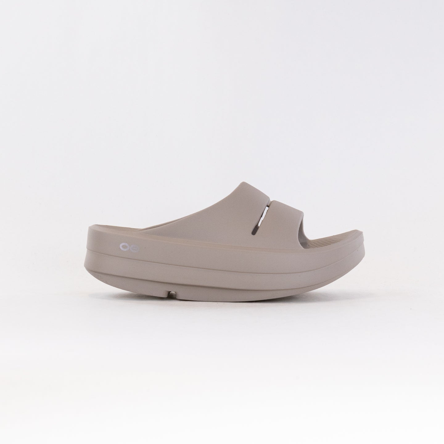 OOFOS Women's Nomad OOMega Ooahh Fashionable Recovery Sandals