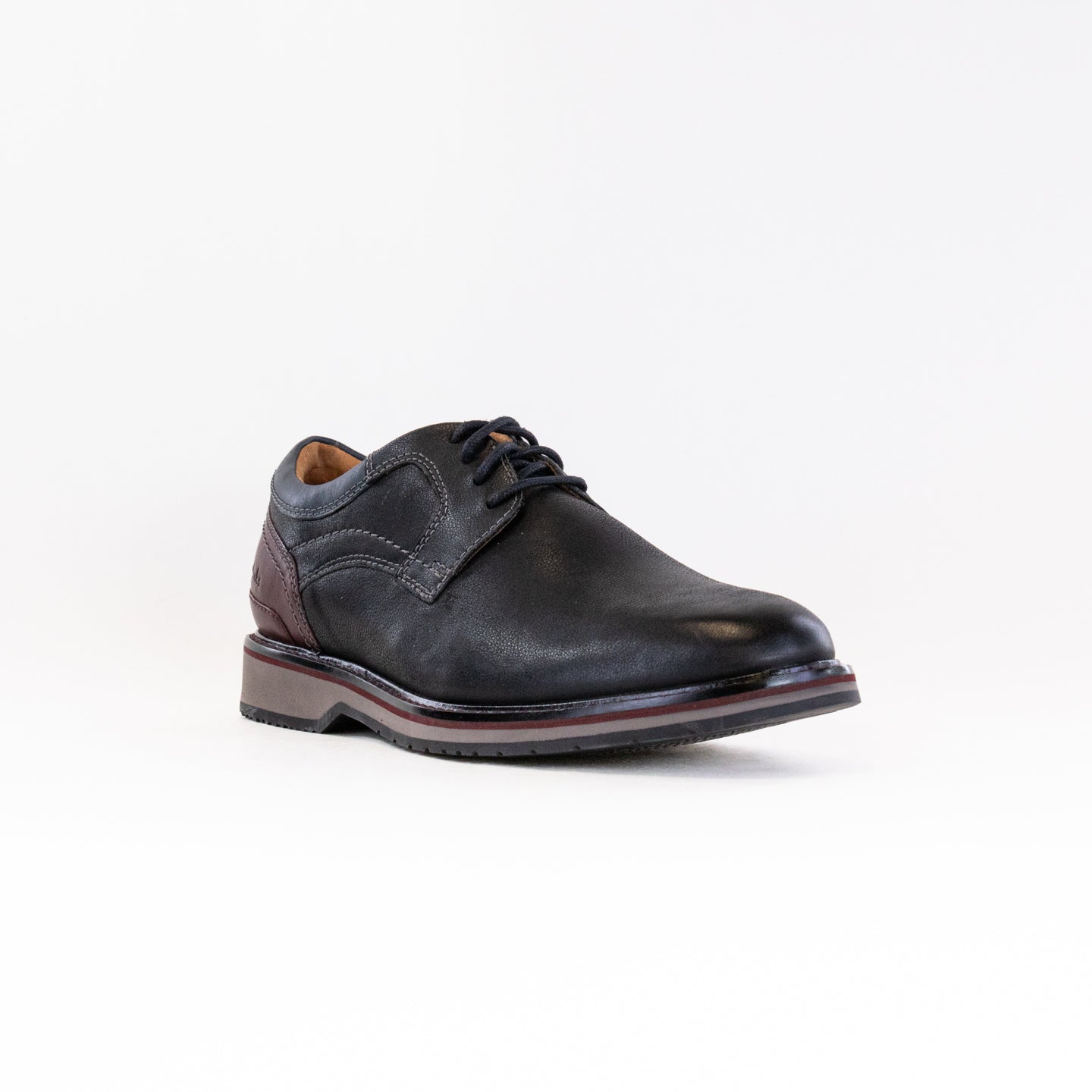 Clarks Men's Monahan Plain Toe Dress Shoes in Classic Black