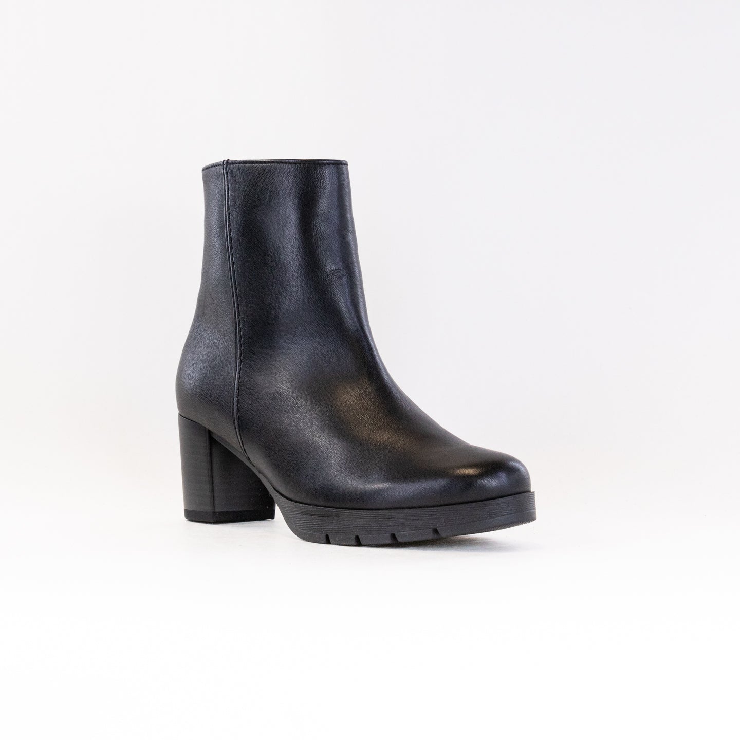 Gabor Women's Black Leather Heeled Ankle Boots 52.071.57