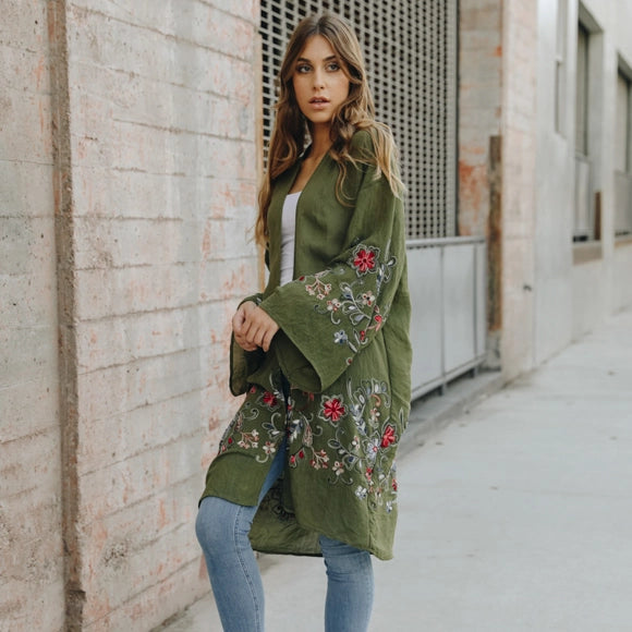 Leto Chic Floral Full-Length Luxury Kimono for All Occasions