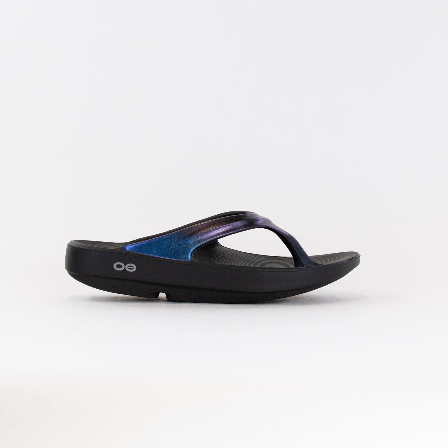 Women's OOFOS OOlala Luxe Sandals in Midnight Spectre Color