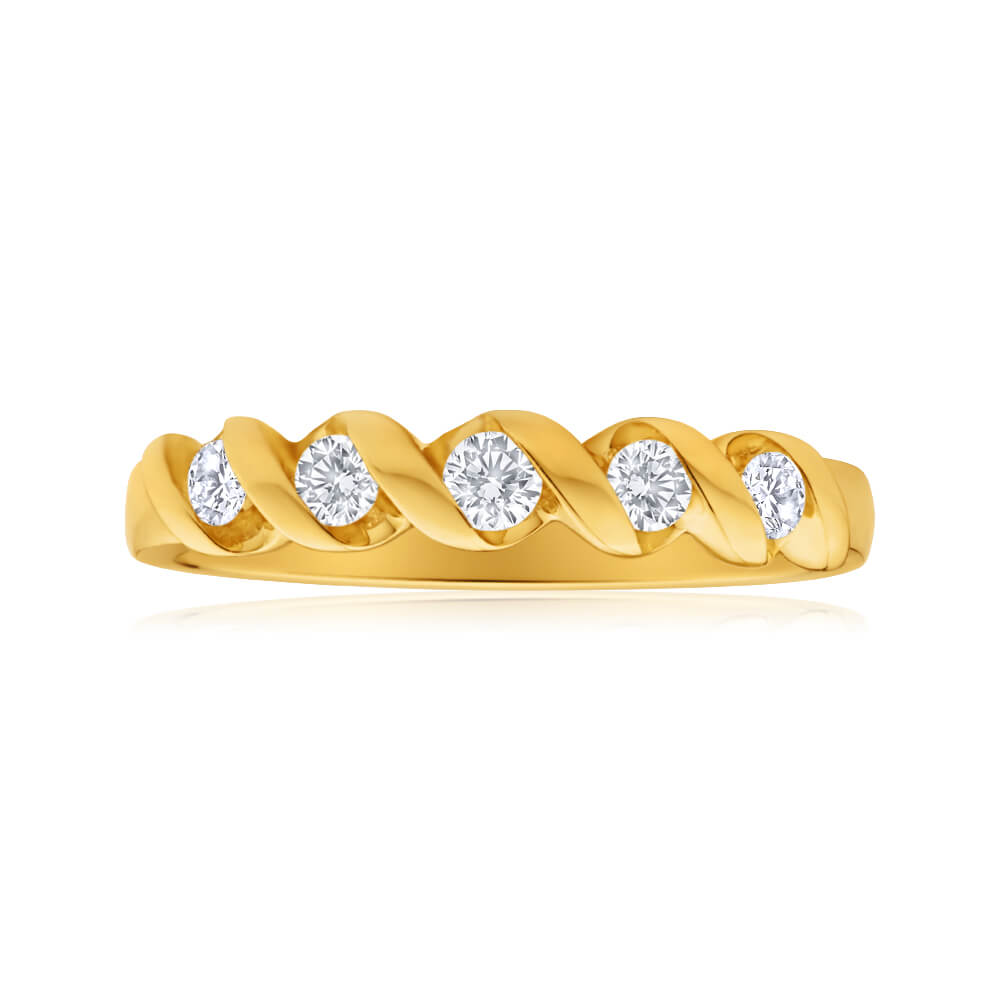 Exquisite 9 Carat Yellow Gold Diamond Promise Ring for Special Occasions
