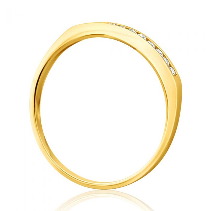 Exquisite 9ct Yellow Gold Ring Set with 10 Stunning Brilliant-Cut Diamonds