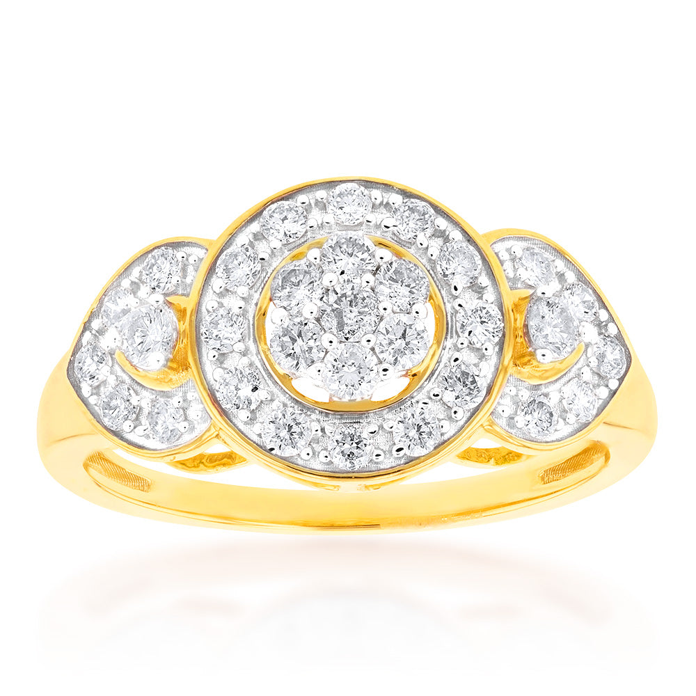 Stunning 9ct Yellow Gold Ring Set with 31 Brilliantly Cut Diamonds