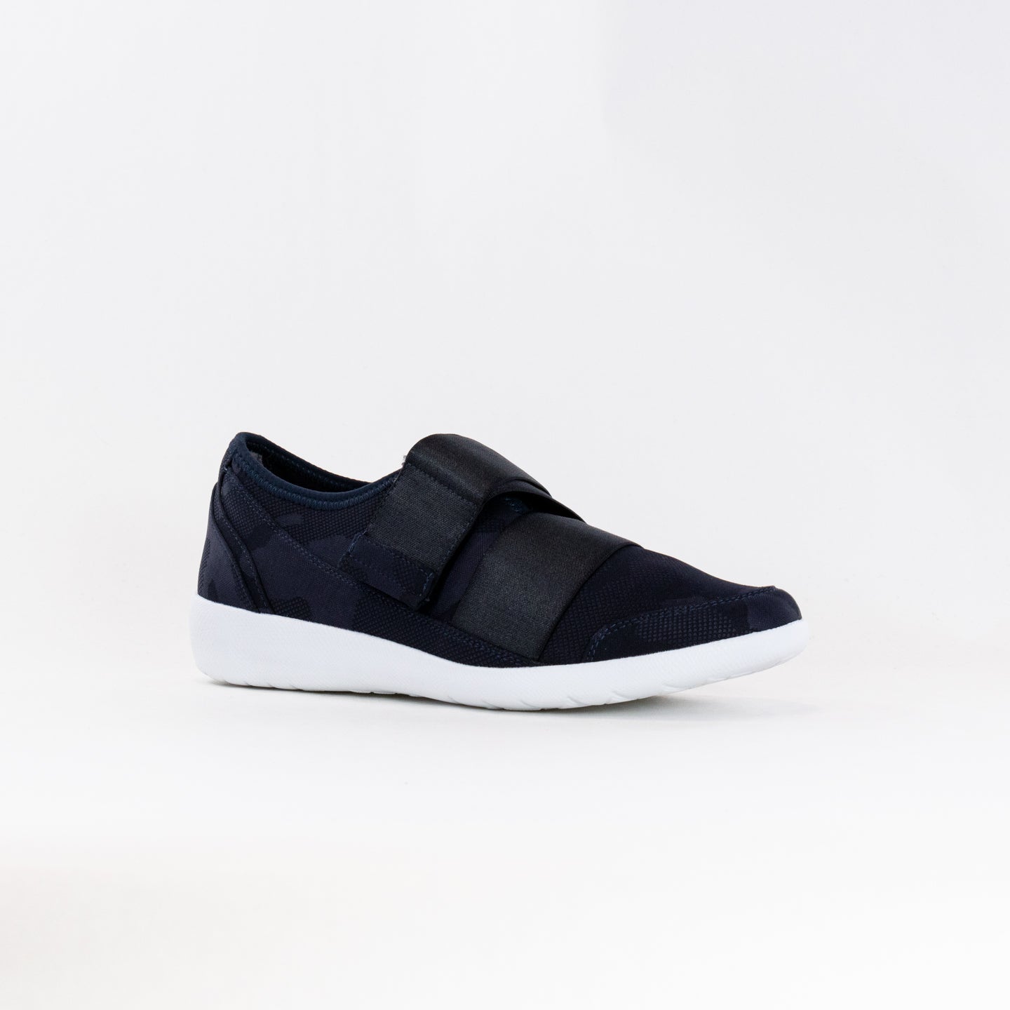 Women's Ziera Urban Navy Camo - Stylish and Supportive Vegan Shoes