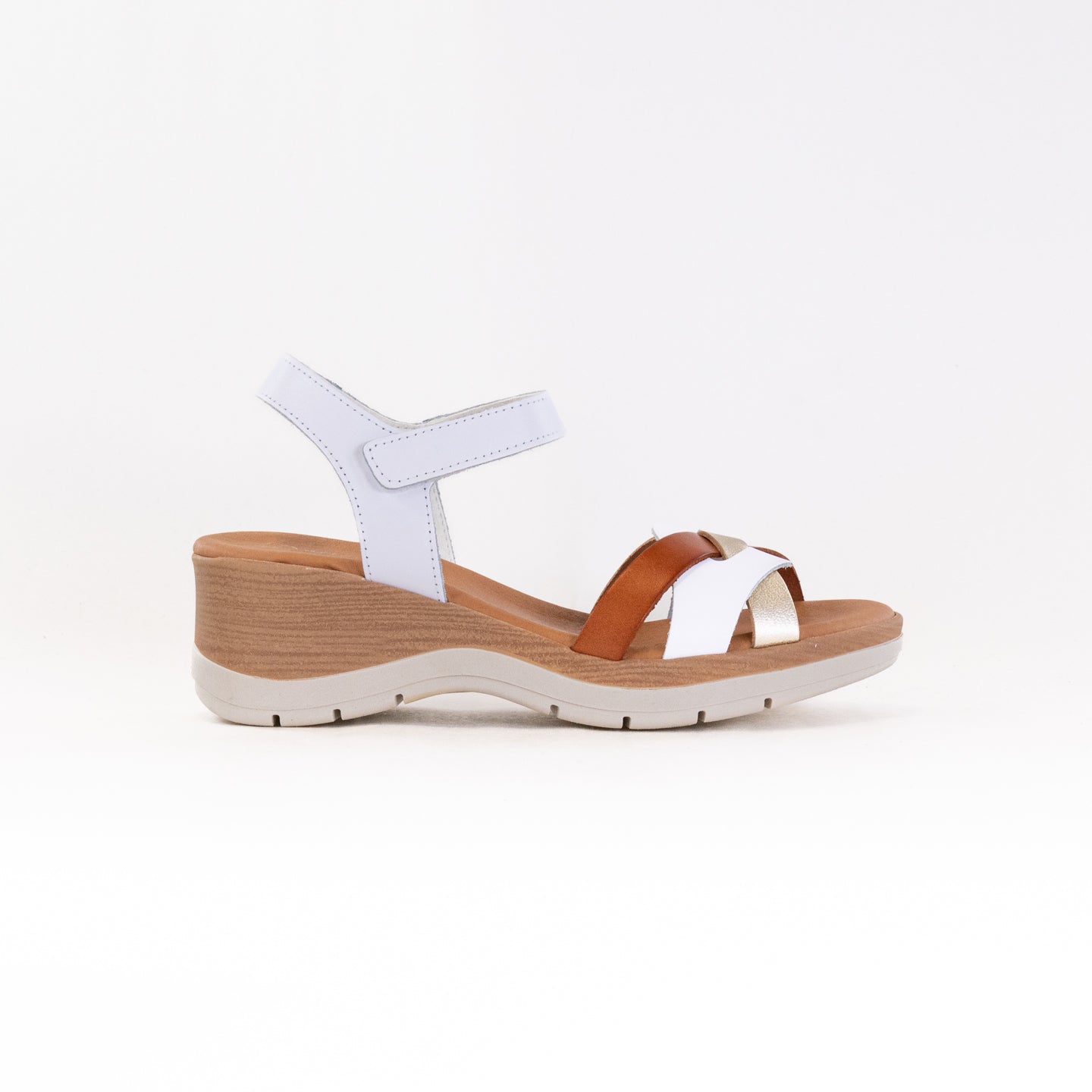 Eric Michael Women's Lyla Sandals - Stylish White for Everyday