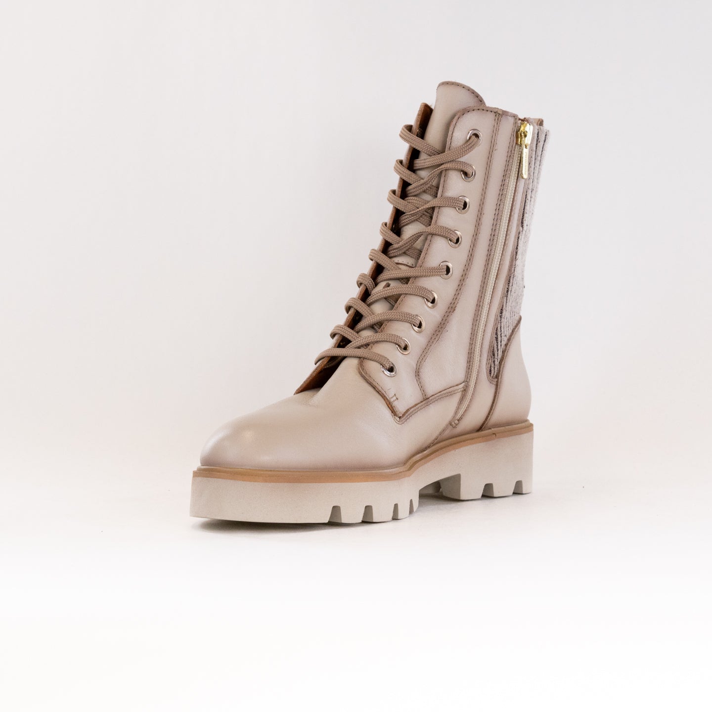 Pikolinos Women's Marfil Lace-up Ankle Boots with Distinctive Style
