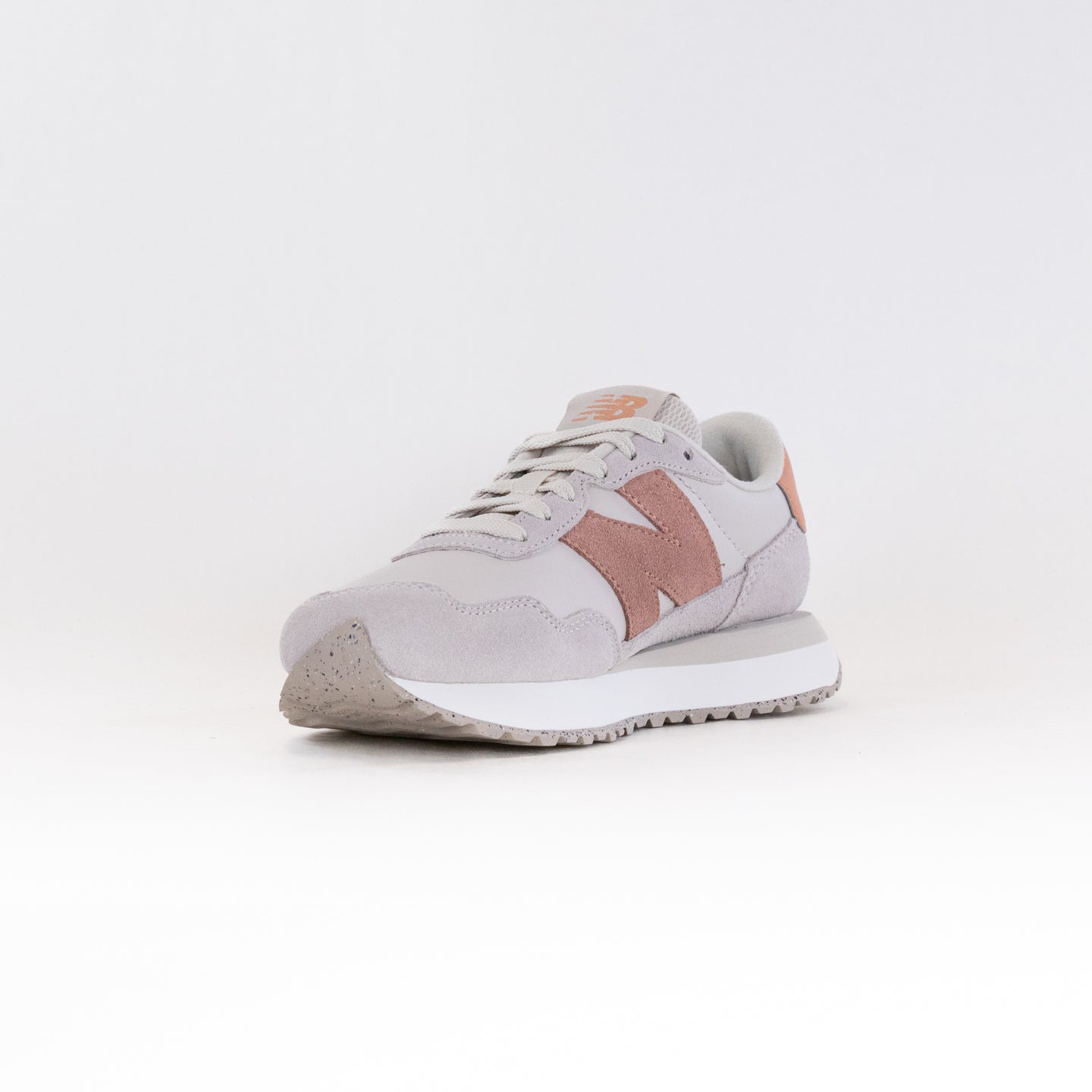 Stylish Women's New Balance 237 SSP Sneakers