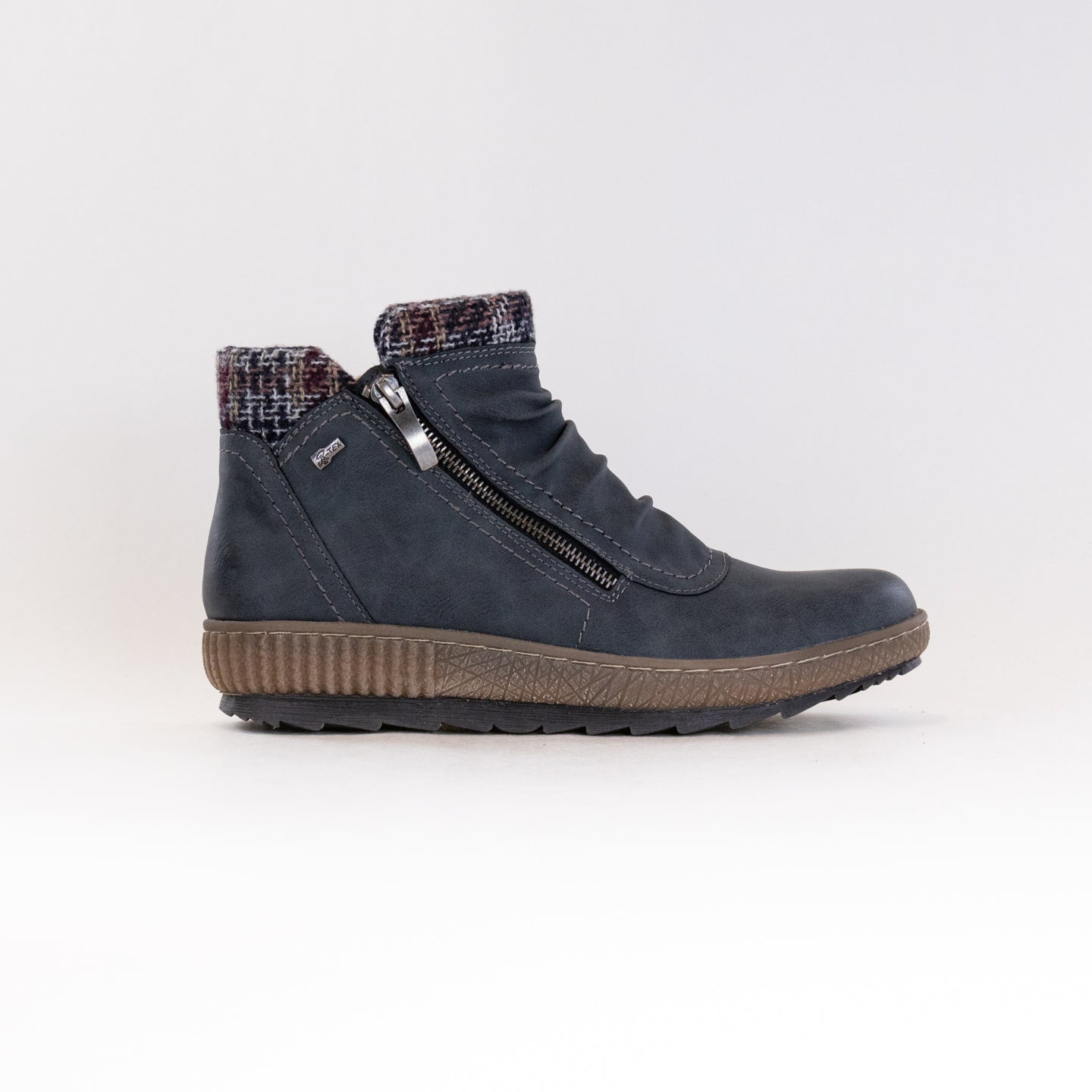 Women's Blue Spring Step Cleora Water-Resistant Pull-On Booties