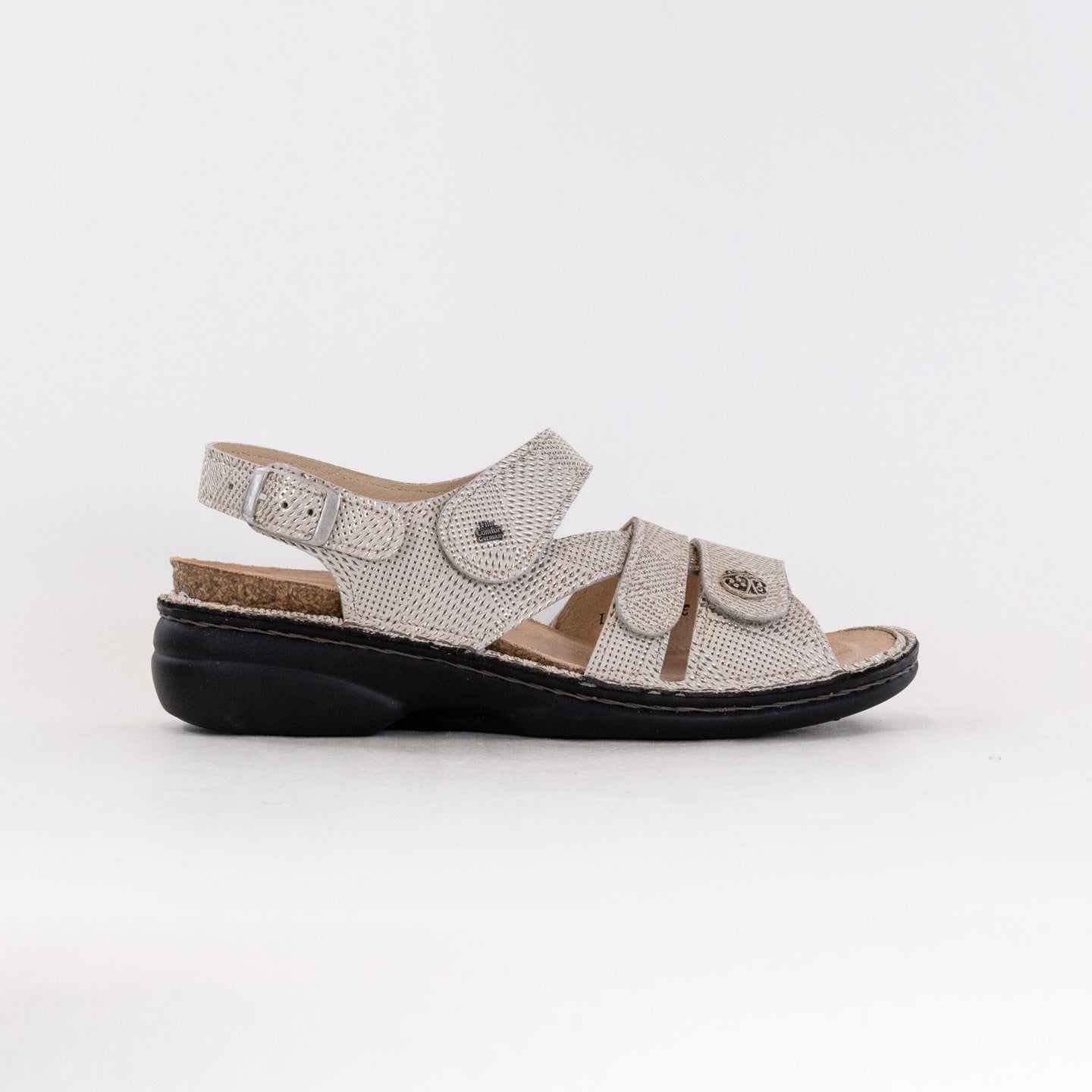 Finn Comfort Women's Gomera - S Sandals in Woody Champagne Color