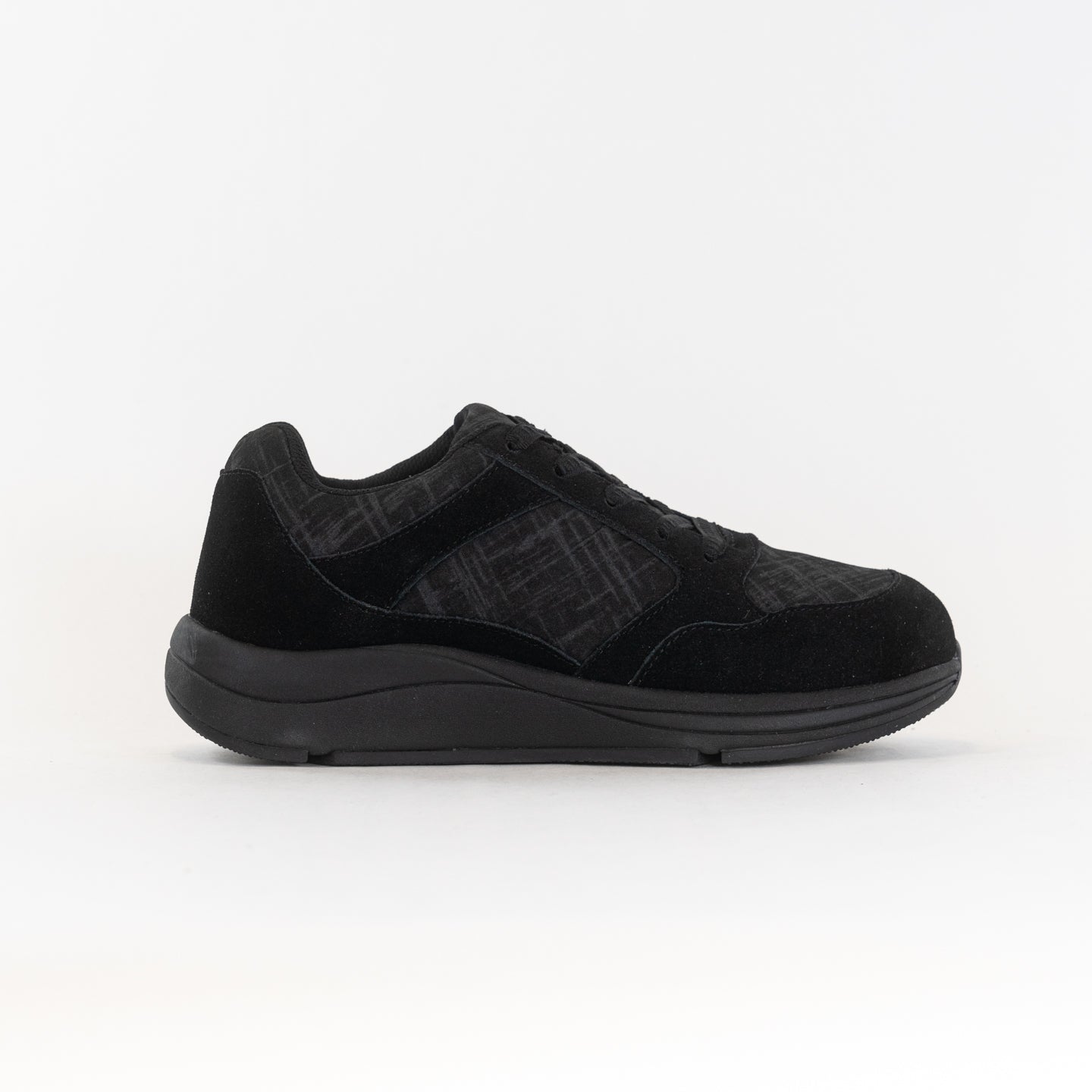 Women's Casual Drew Chippy Walking Shoes in Classic Black Color